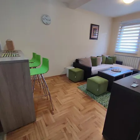 Bogdan 11/3 Apartment *